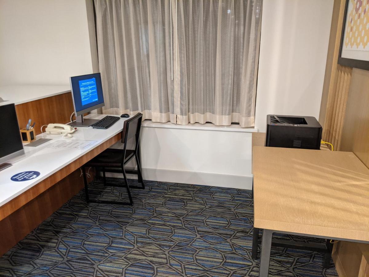 Holiday Inn Express South Burlington By Ihg Εξωτερικό φωτογραφία