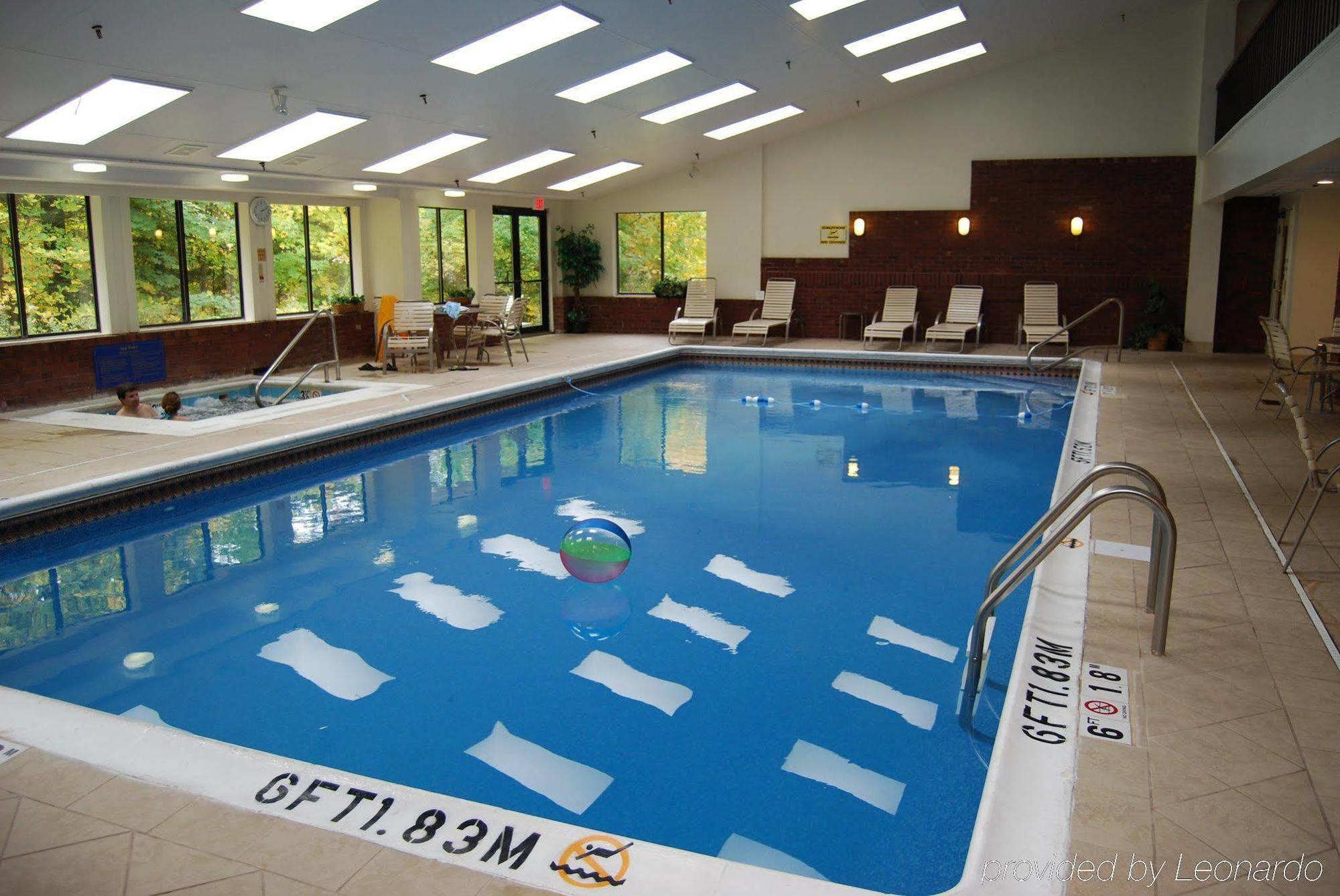 Holiday Inn Express South Burlington By Ihg Ανέσεις φωτογραφία